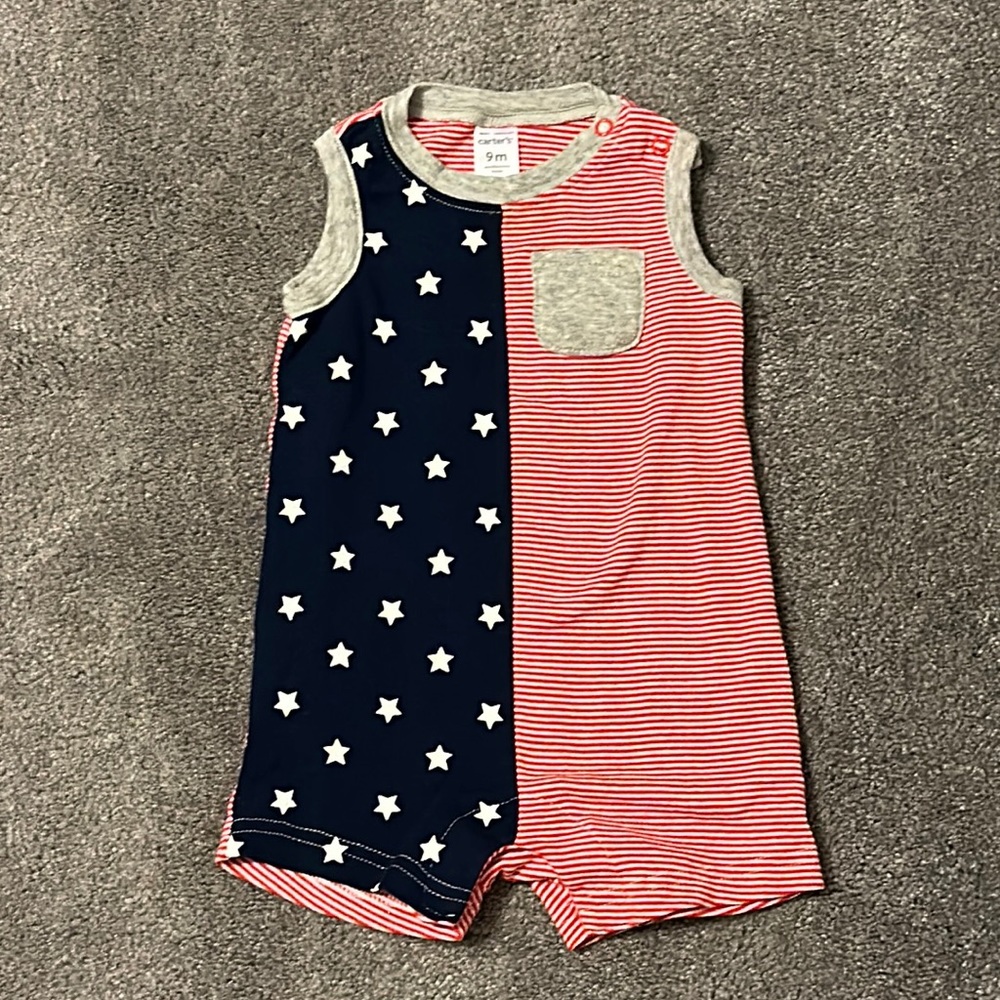 Carter’s 9 month American flag outfit 🇺🇸